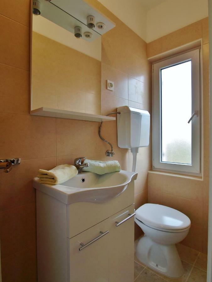Apartments Ljubica Barbat na Rabu Экстерьер фото