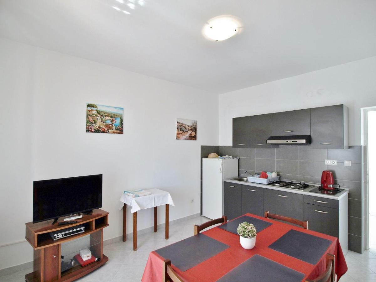 Apartments Ljubica Barbat na Rabu Экстерьер фото