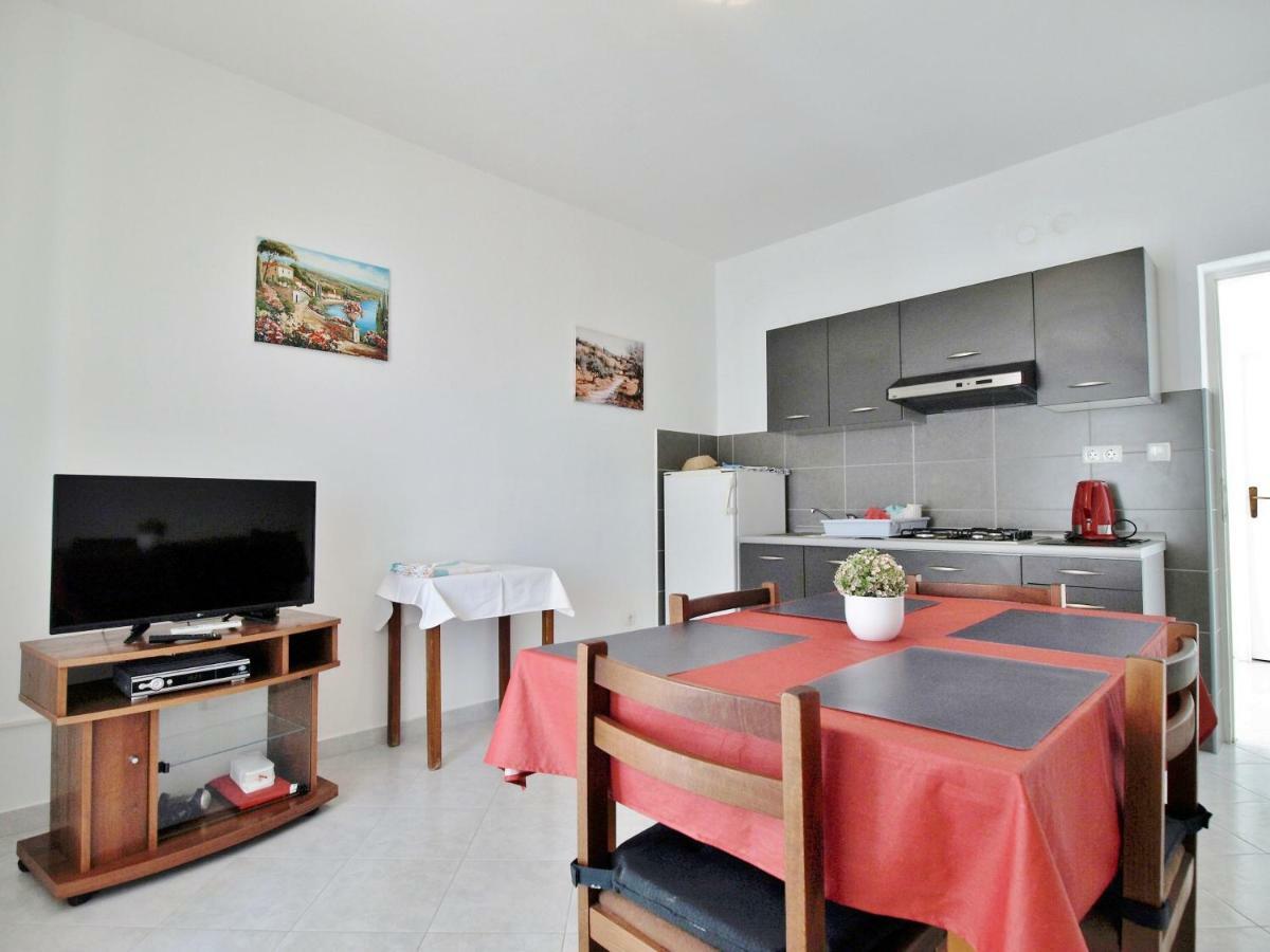 Apartments Ljubica Barbat na Rabu Экстерьер фото